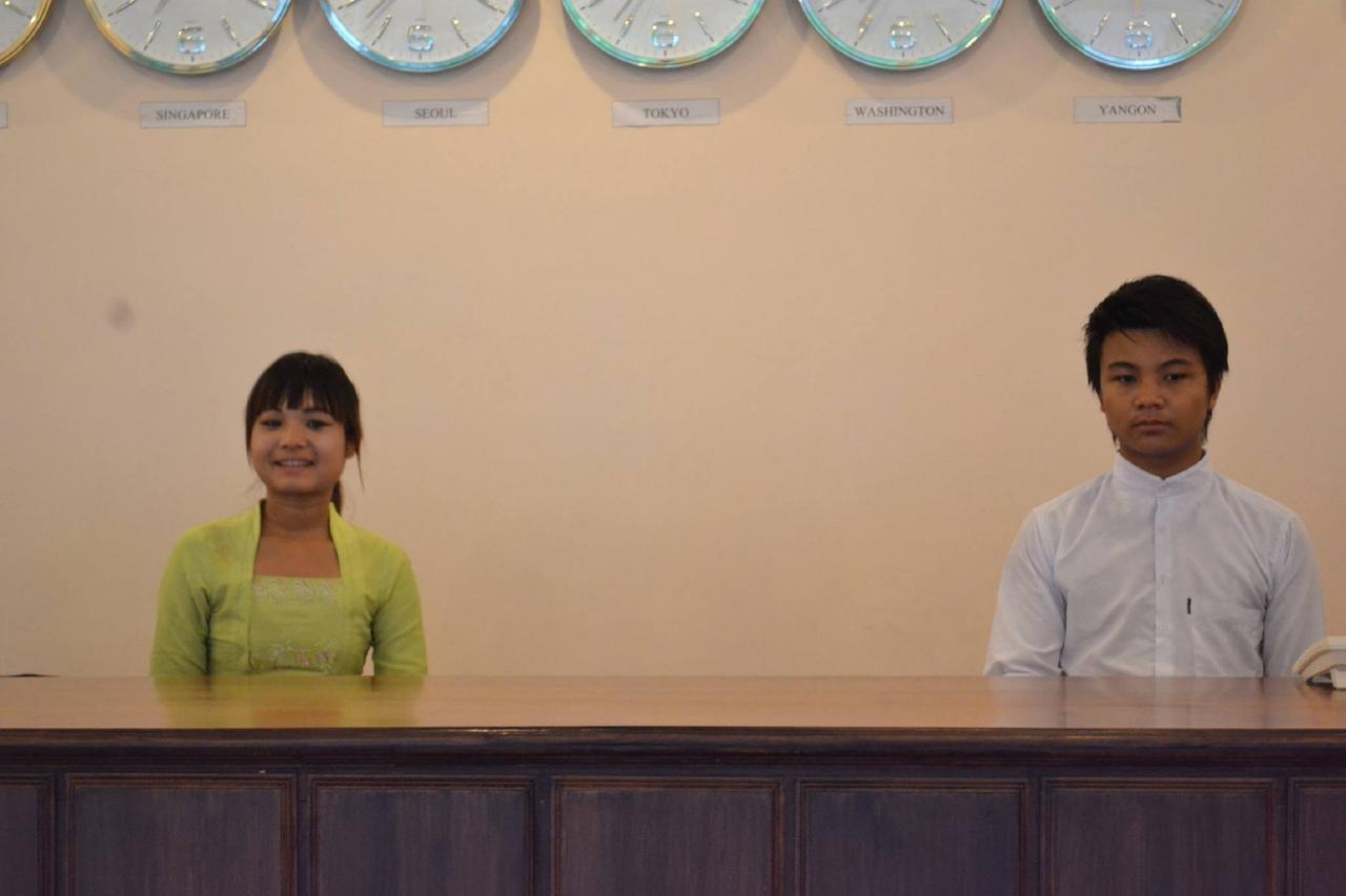 Famous Hotel 勃固 外观 照片