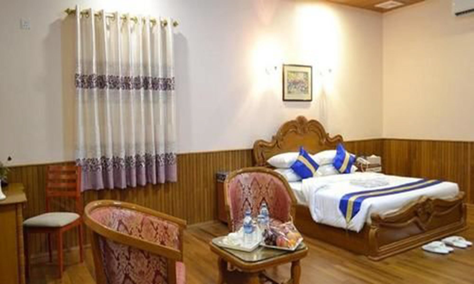 Famous Hotel 勃固 外观 照片